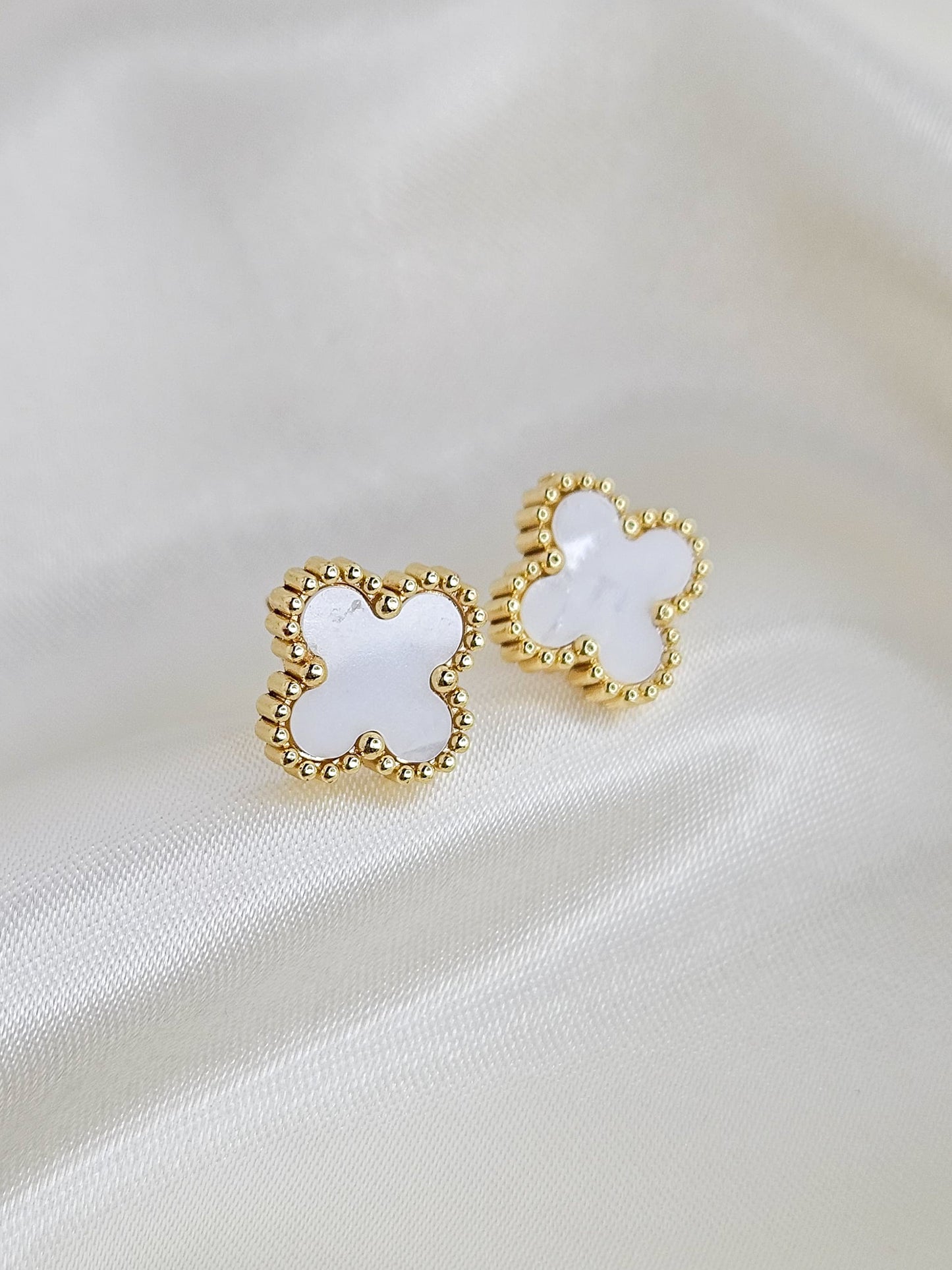 Daily Wear Gold & White Floral Stud Earrings – Anti-Tarnish, Elegant Western Style