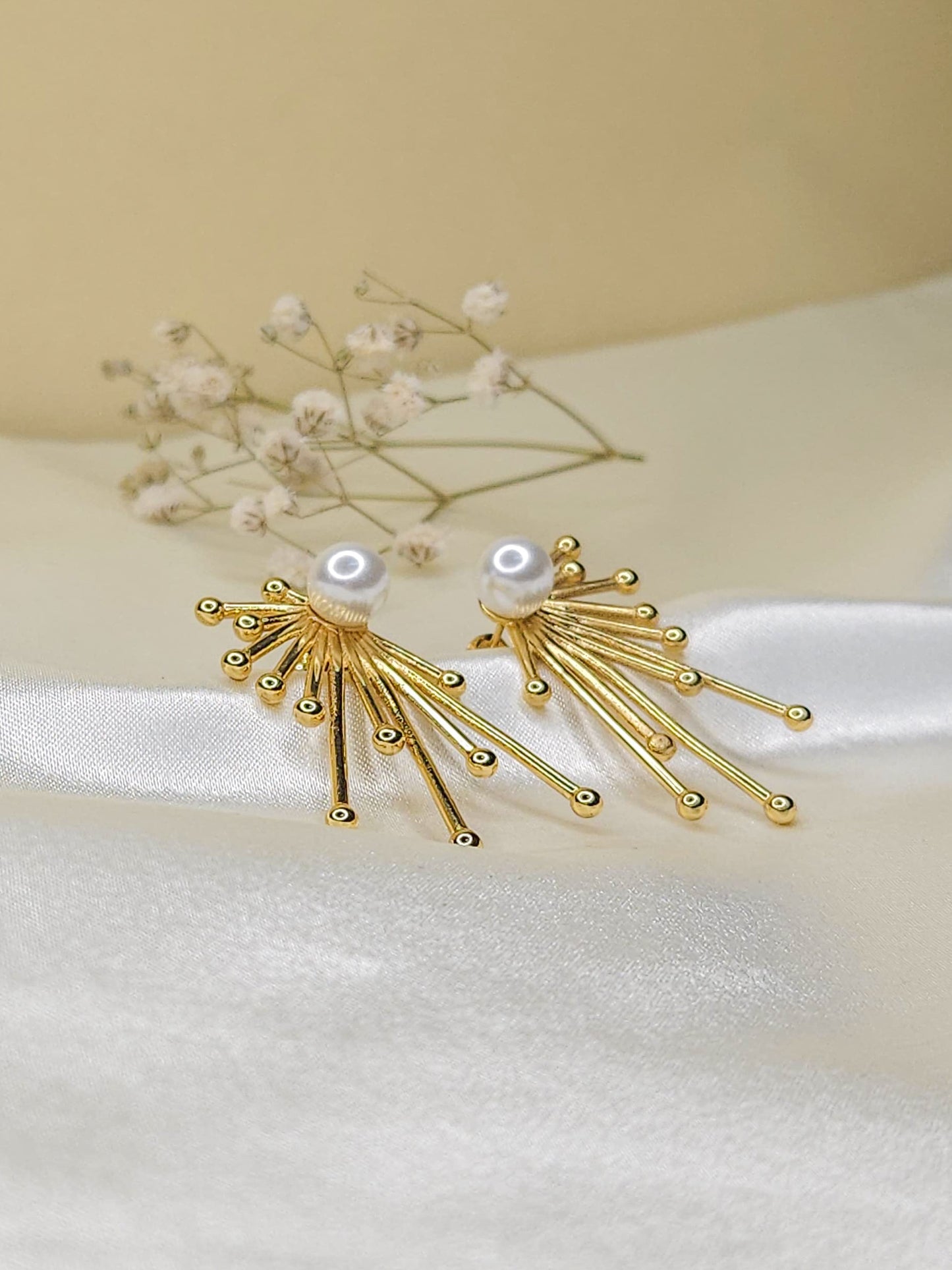 Gold Sunburst Pearl Stud Anti Tarnish Earrings – Elegant Statement Jewelry for Women