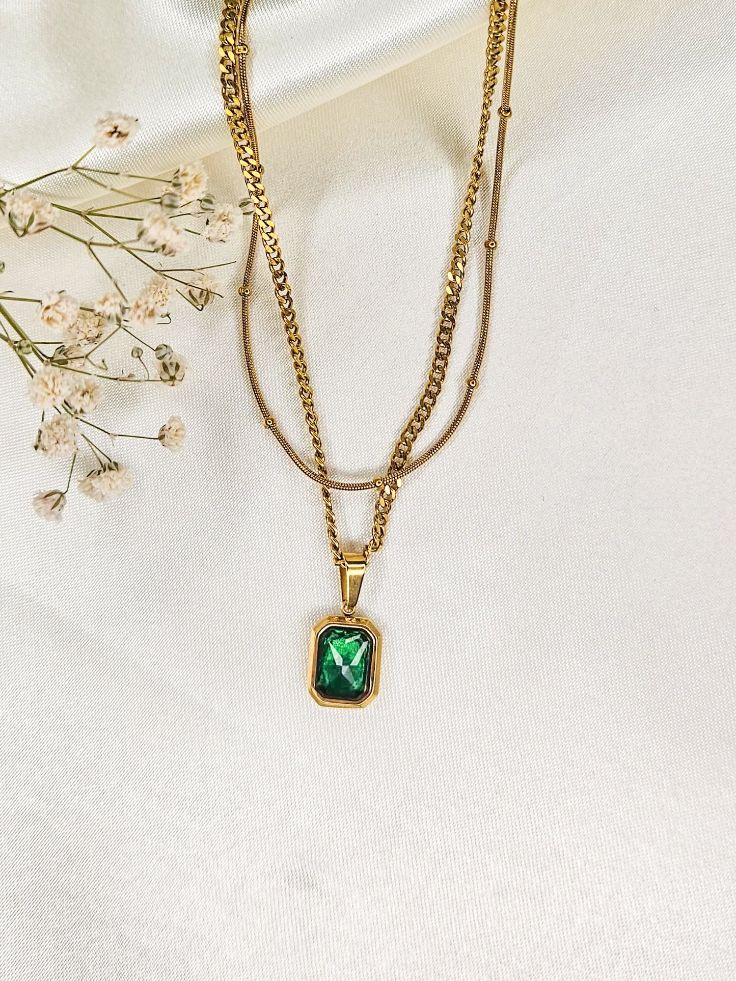 Gold Layered Necklace with Green Emerald-Cut Pendant – Anti Tarnish Elegant Women’s Jewelry