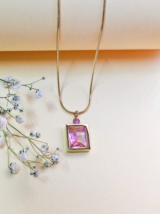 Pink Radiance Anti-Tarnish Pendant Necklace – Lightweight & Elegant